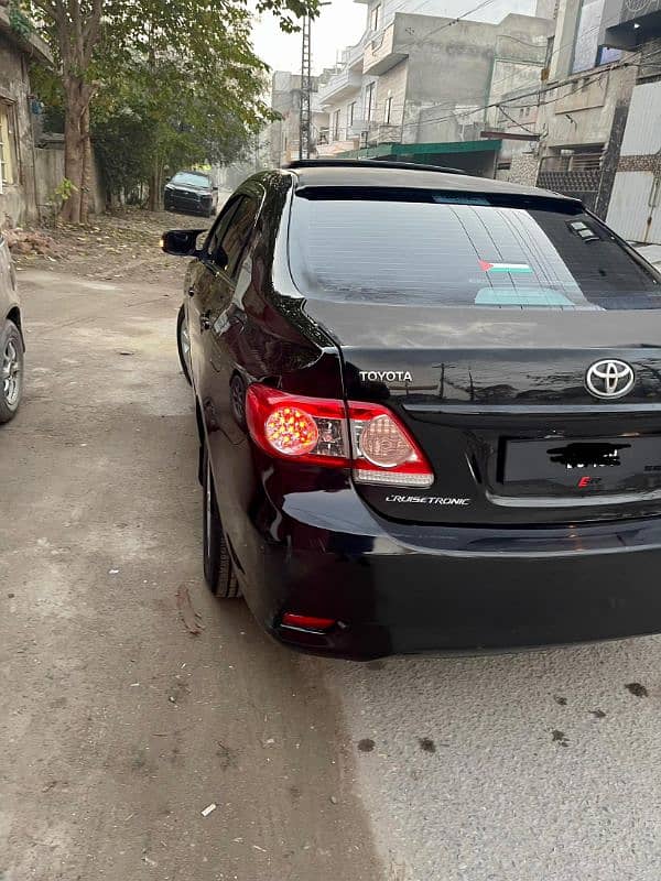 *Toyota Corolla Altis  SR 2014* 2