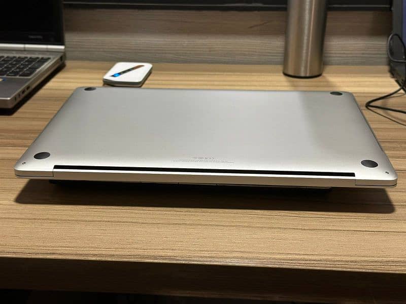 MacBook Pro 2019 - 16 inch - core i9 - 1 tb ssd - 16 gb ram - 4gb card 3