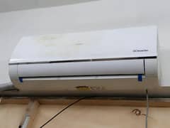 Used AC for Urgent Sale