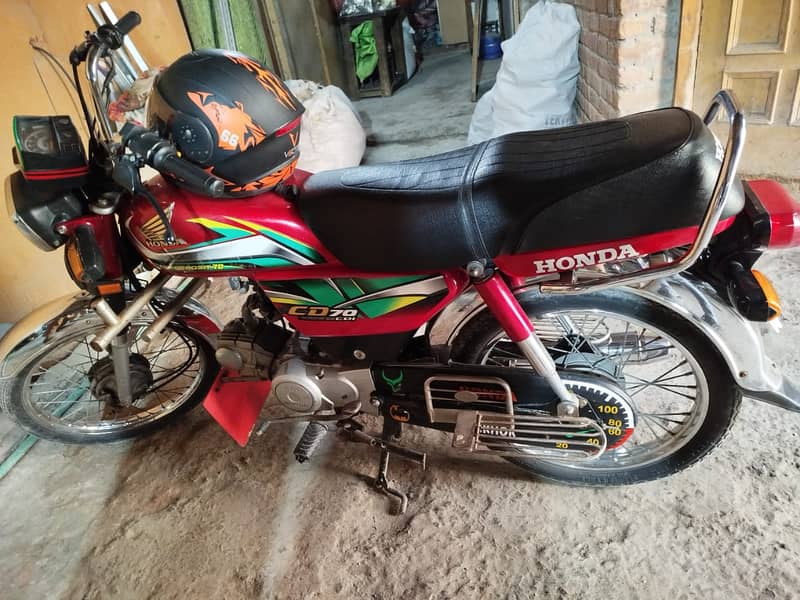 Honda CD 70 2022 2