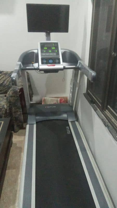 commercial Treadmill 03029388771 1