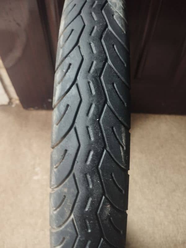 General Hurfun 8 Ply Back Tyre with Tube 70cc 1