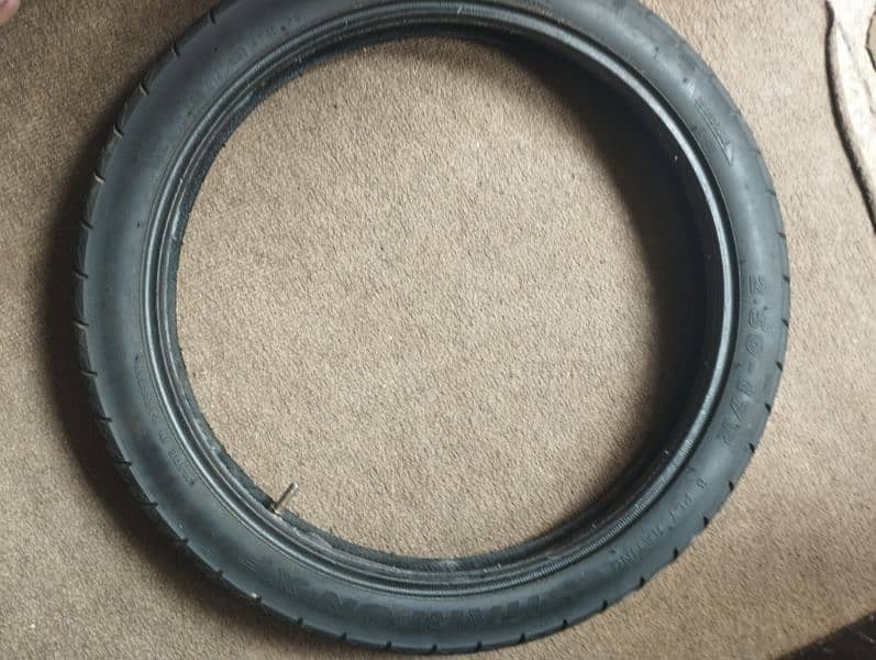 General Hurfun 8 Ply Back Tyre with Tube 70cc 3