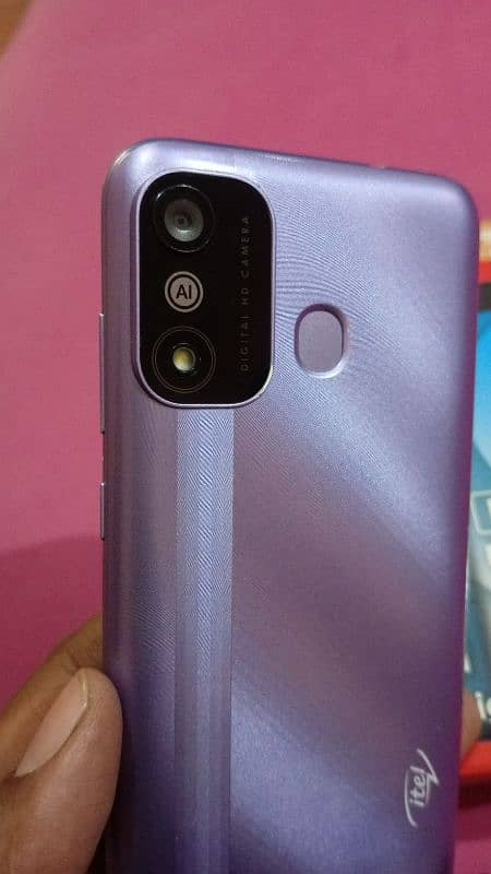 Itel P17 pro In Good condition 2/32 7