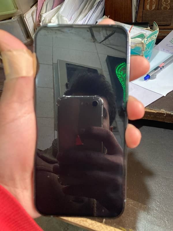 Iphone 13 pro with box 128gb pta approved 0