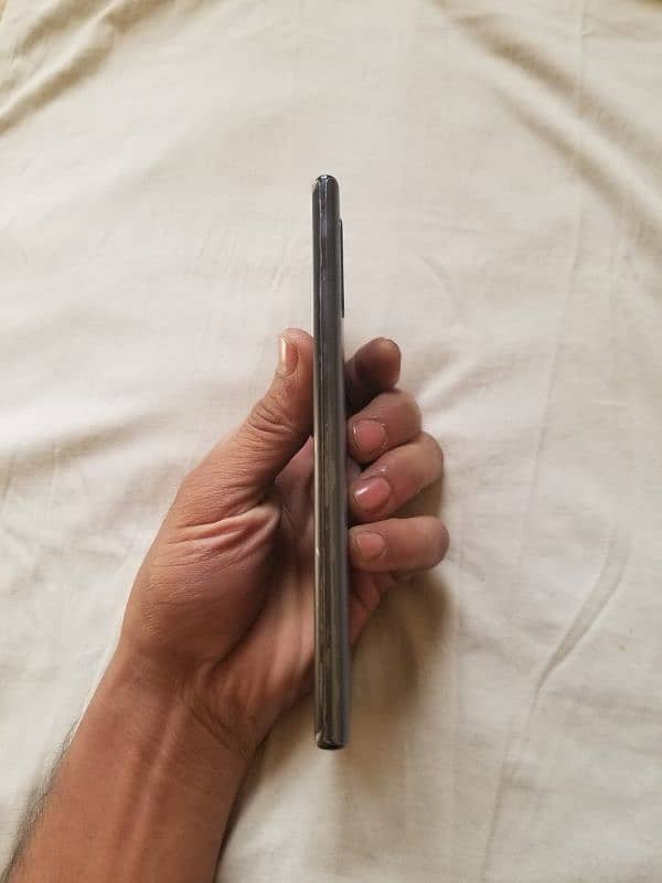 Samsung galaxy note10 plus dulsim 12 256gb my WhatsApp 03122270051 4