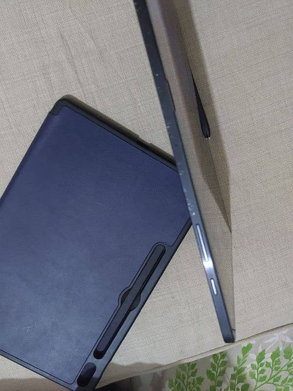 Samsung Tab s7 Plus 2