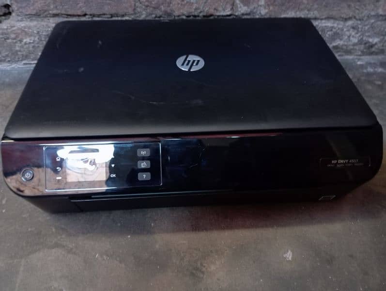 Hp envy 4507 wireless colour black all ok no any fault bilkul ok ha 2