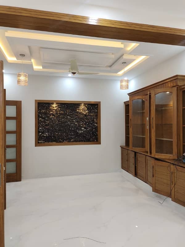 14 marla Upper portion available for Rent G-13 Contact:-0347-7163075 2