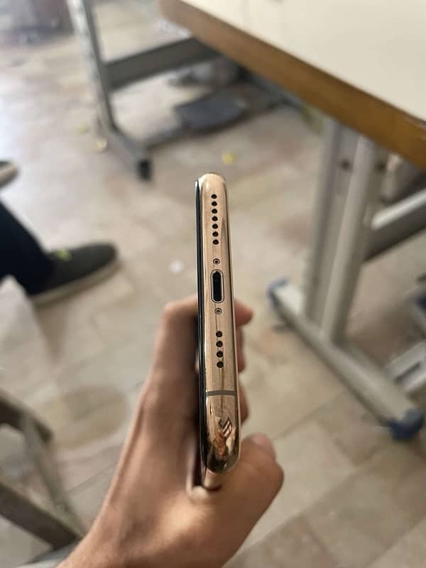 Iphone 11 pro max 1