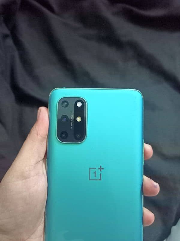 One plus 8T 6