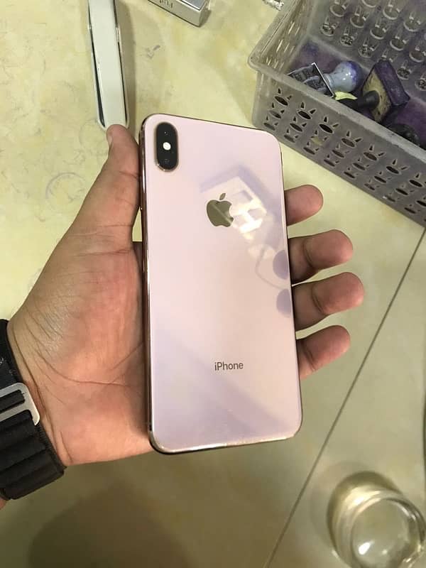 iphone xs max 64gb pta approved 0