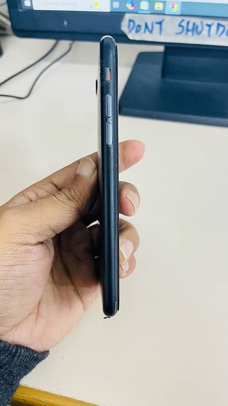 iPhone 8 - PTA APPROVED 5