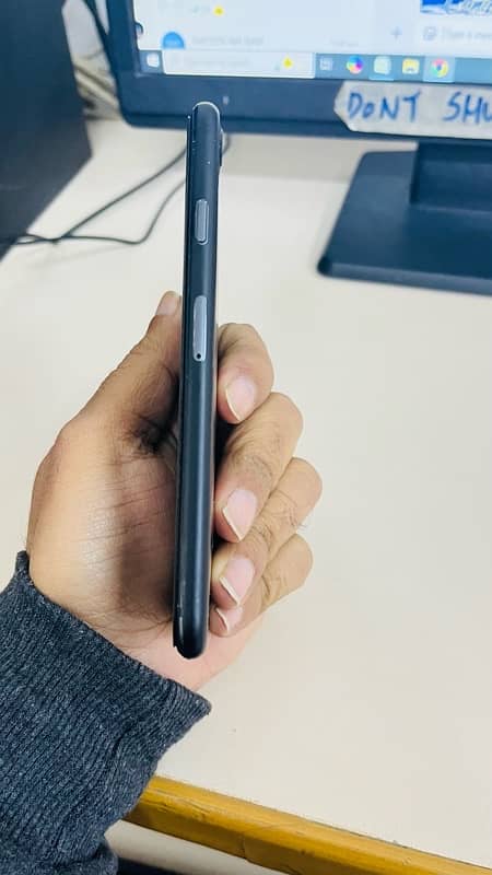 iPhone 8 - PTA APPROVED 6