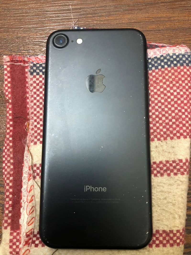 Apple iPhone 7 128GB pta Approved 0