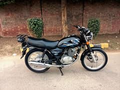 Suzuki Gs 150 SE 2022 model Alow rims disk break  8500 km driven