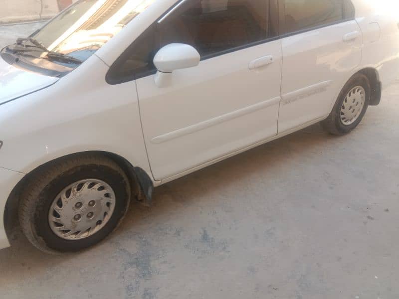 Honda City IDSI 2004 4