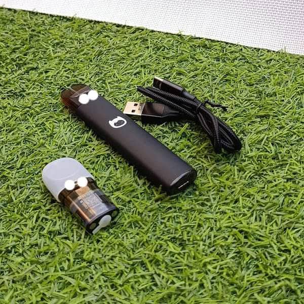 High Smoking Vape Refillable or Rechargeable 0