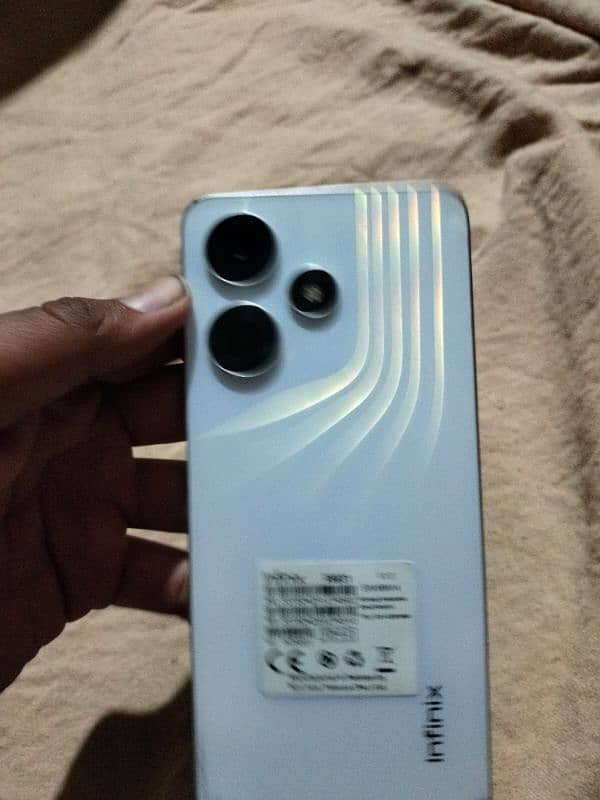 Infinix Hot 30 4