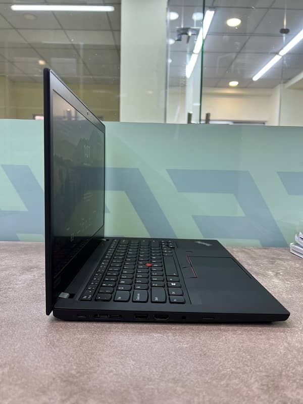 Lenovo Thinkpad T490 i5-8th 16/256gb laptop for sale 2