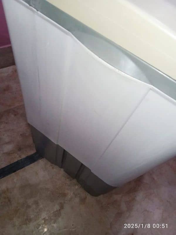 haier washing machine twin tub model no: HWM 80-100S 9