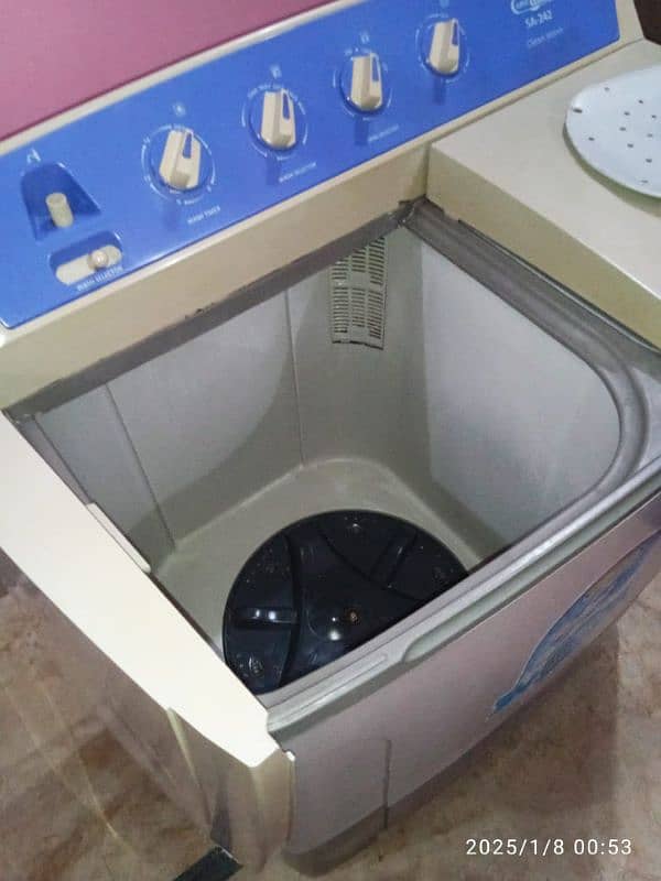 haier washing machine twin tub model no: HWM 80-100S 15