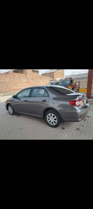 Toyota Corolla XLI 2013 5