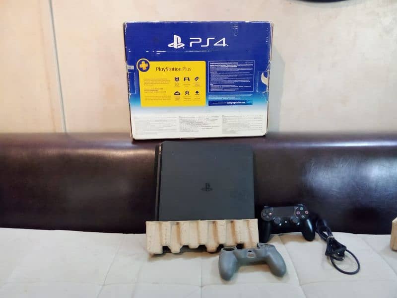 PS4 slim 500gb 2