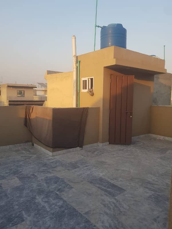 4 Marla Beautiful Solid Construction House For Sale. 17