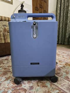 Phillips Oxygen Machine - Oxygen Concentration - Portable