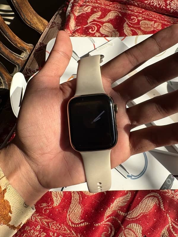 Apple watch series 7 3