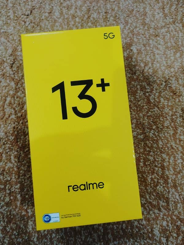 real me 13 plus 5g . 12gb ram. 256 gb memory 0