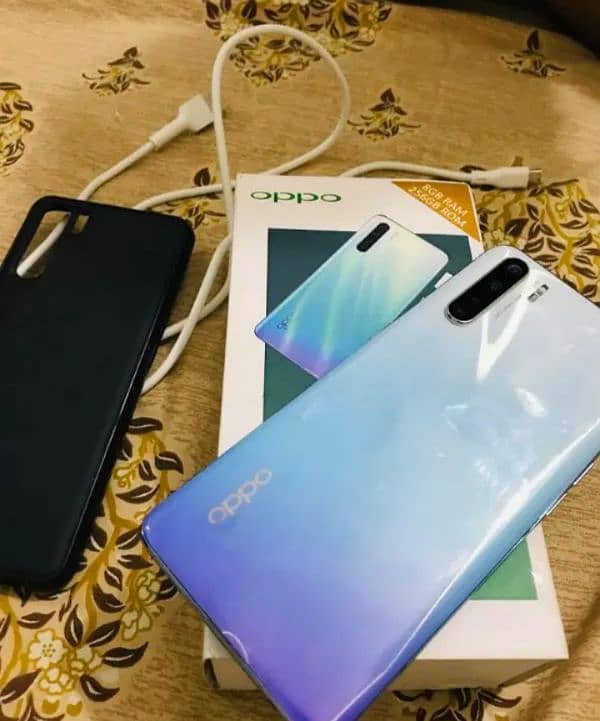 oppo f15 8gb 256gb 0