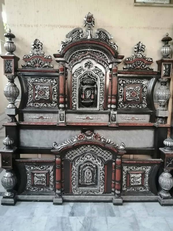 Chinioti Haveli Style King Bed 1