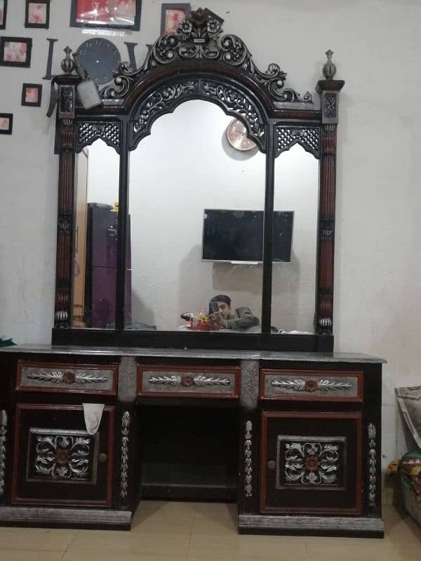 Chinioti Haveli Style King Bed 5