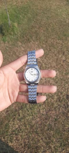 Seiko 5 Automatic Men Wrist Watch Model# KY 7S268760