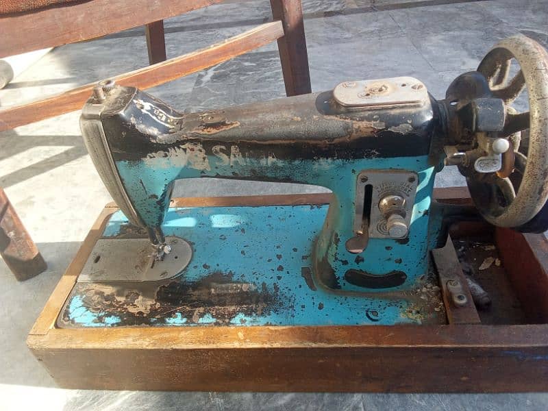 Sewing Machine For Sale 3