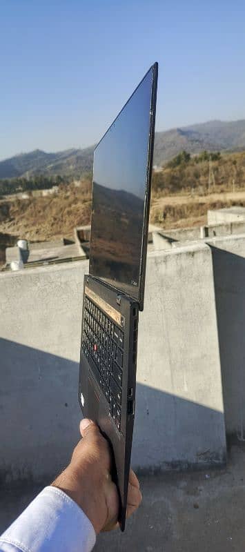 Lenovo Thinkpad X1 carbon 5