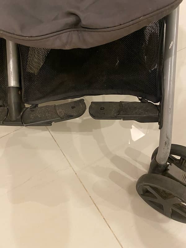 Evenflo twin stroller 3