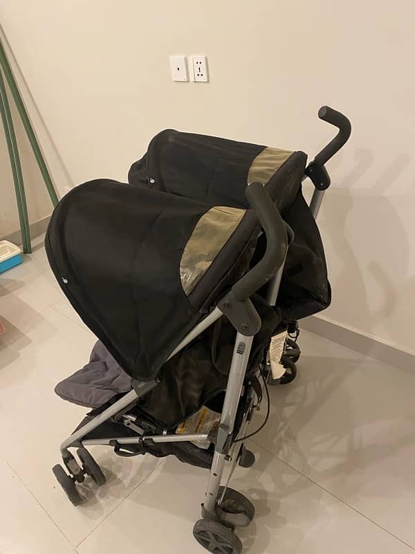 Evenflo twin stroller 5