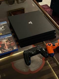 PS4 PRO 1 TB with two controllers