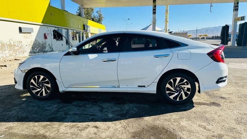 Honda Civic Oriel 2017 4