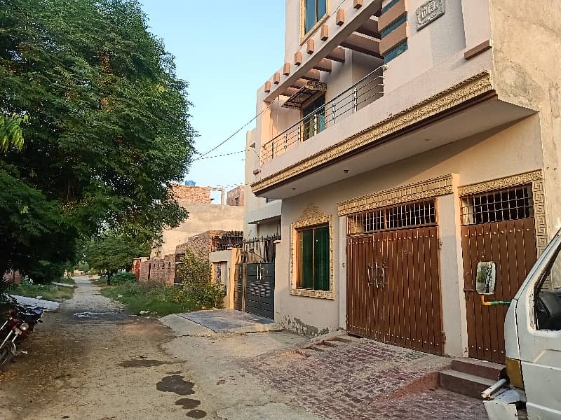 Triple Storey 5 Marla House For Sale In Kahna 6