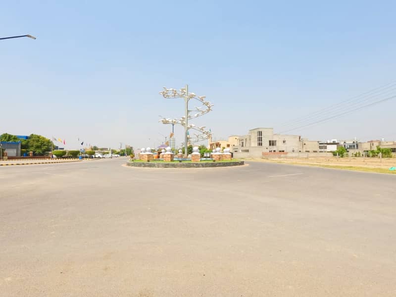 Looking For A Prime Location Residential Plot In Lahore 9