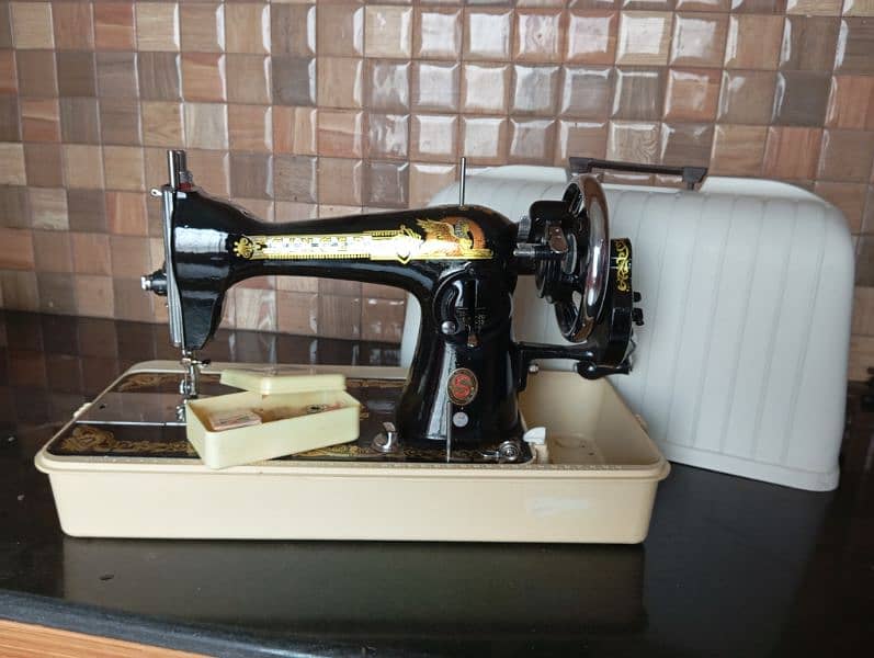 brand new singer sewing machine 4