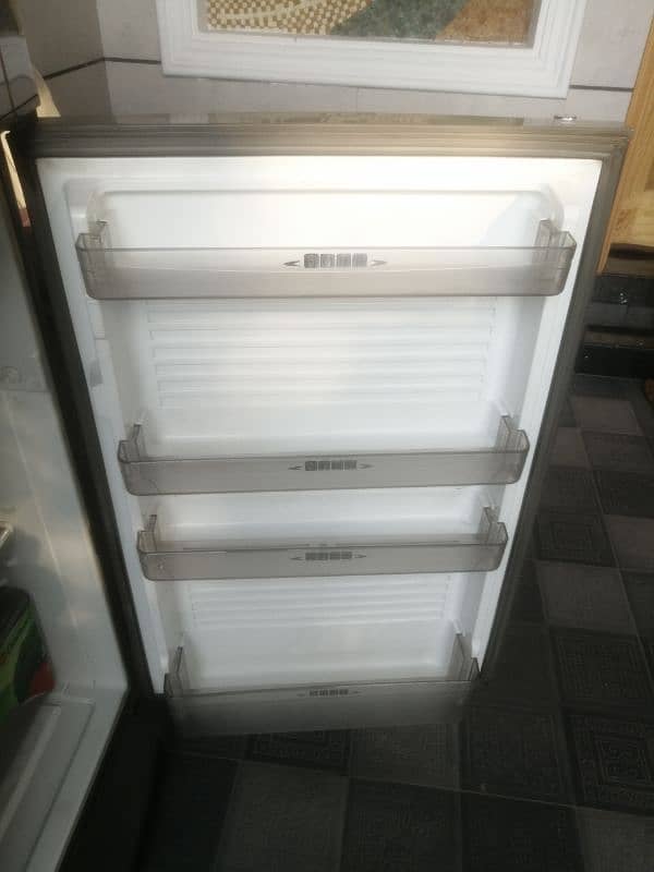 Refrigerator for sale 4