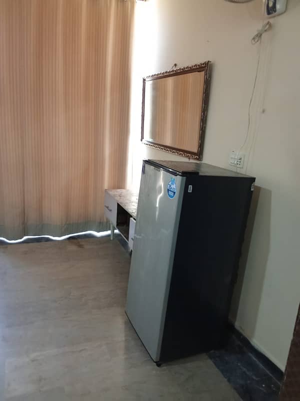 Studio Apartment Available For Rent On Best Location AA Block Near Surahi Chowk, Bahria Town Lahore 4