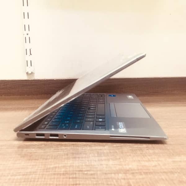 Hp zbook firefly 14 G8 5