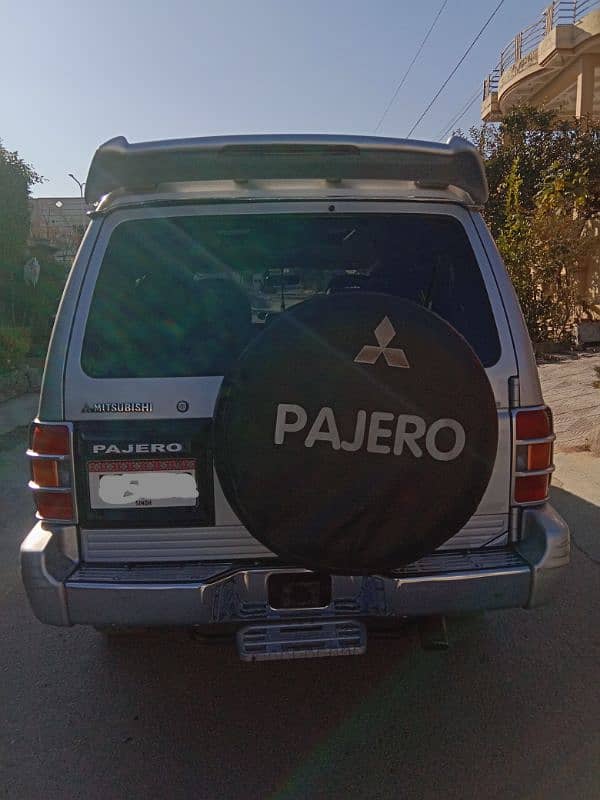 Mitsubishi Pajero 1998 14