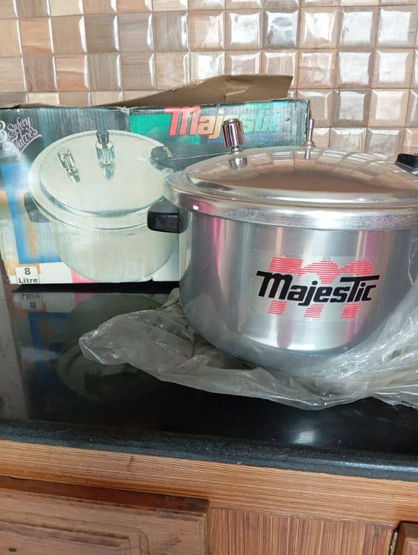 8 liter pressure cooker 4